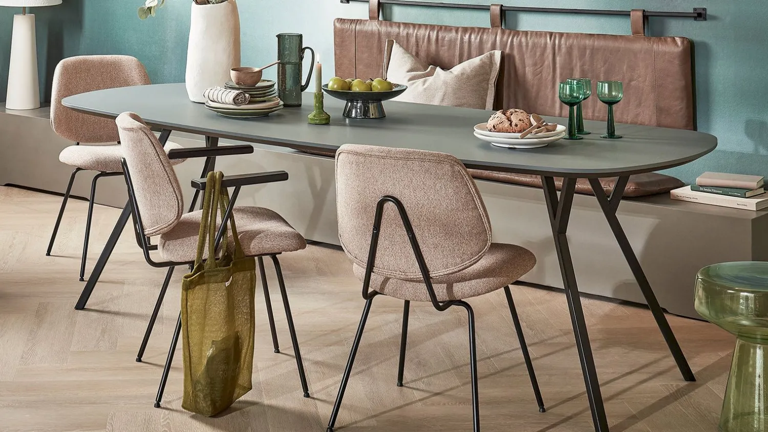 Eetkamerstoelen Met Armleuning-Eleonora Lynn Armstoel Beige