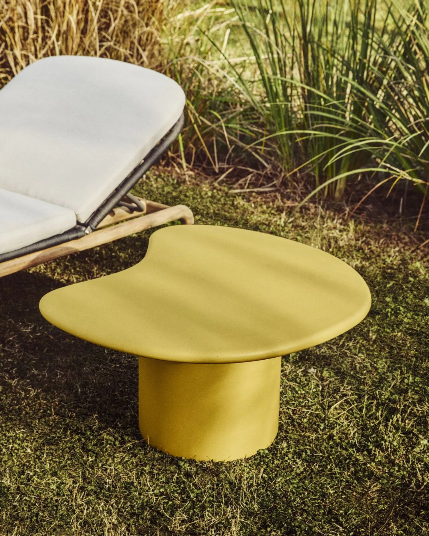 Organische Salontafels-Kave Home Macarella Salontafel Mosterdgeel