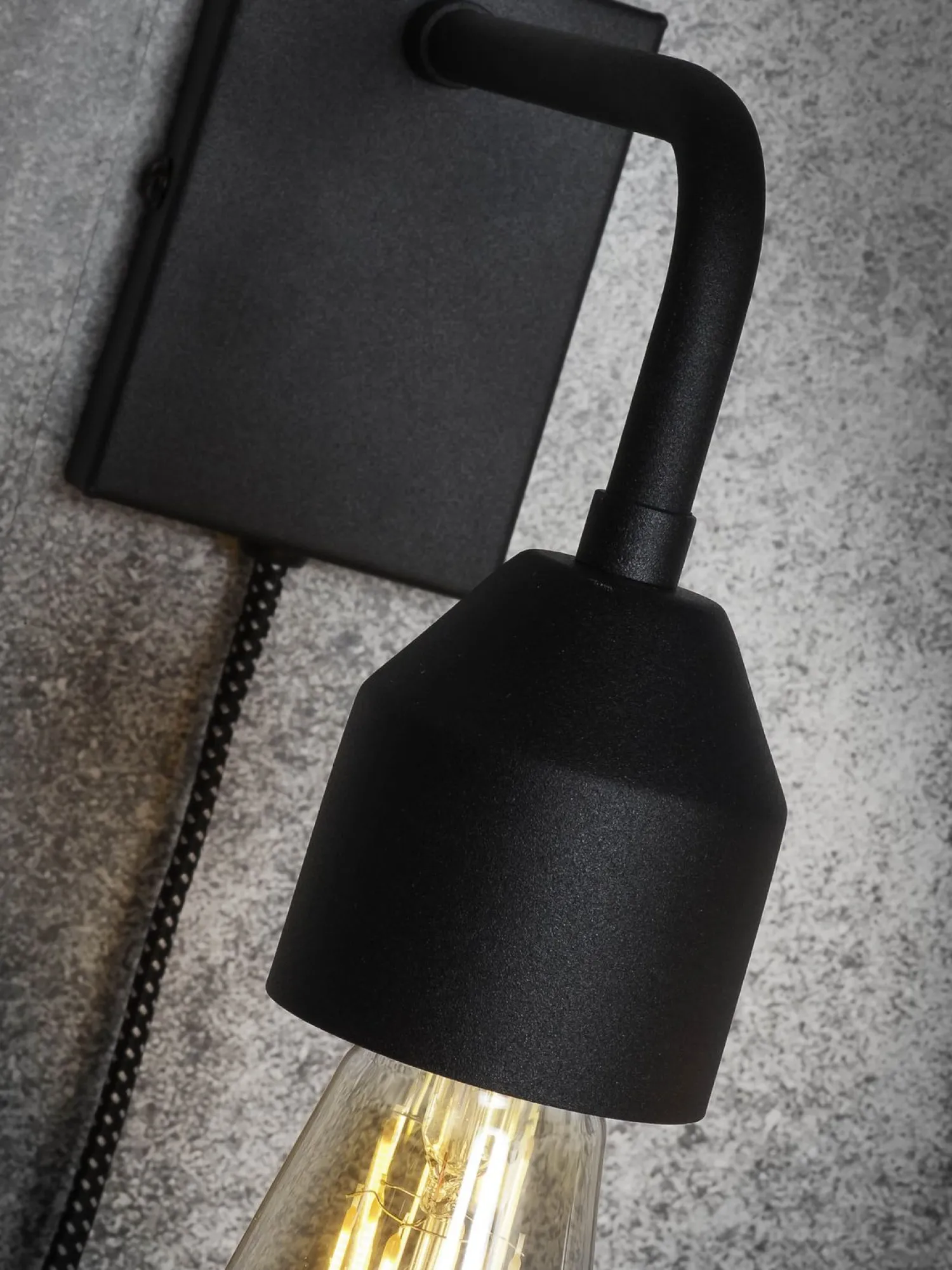 Industriële Wandlampen|Wandlampen-It's about RoMi Madrid Wandlamp zwart