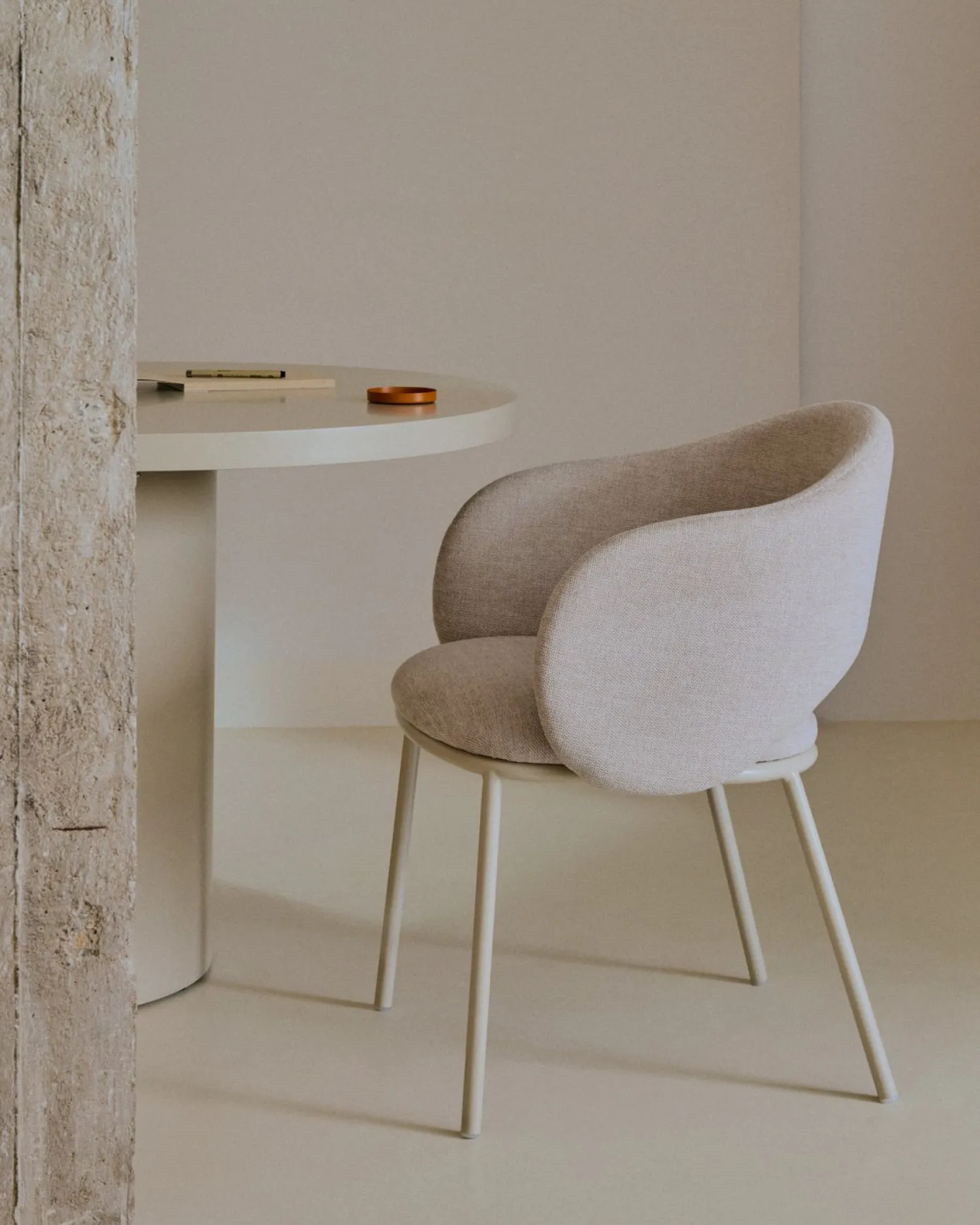 Eetkamerstoelen Met Armleuning-Kave Home Maina Eetkamerstoel Beige