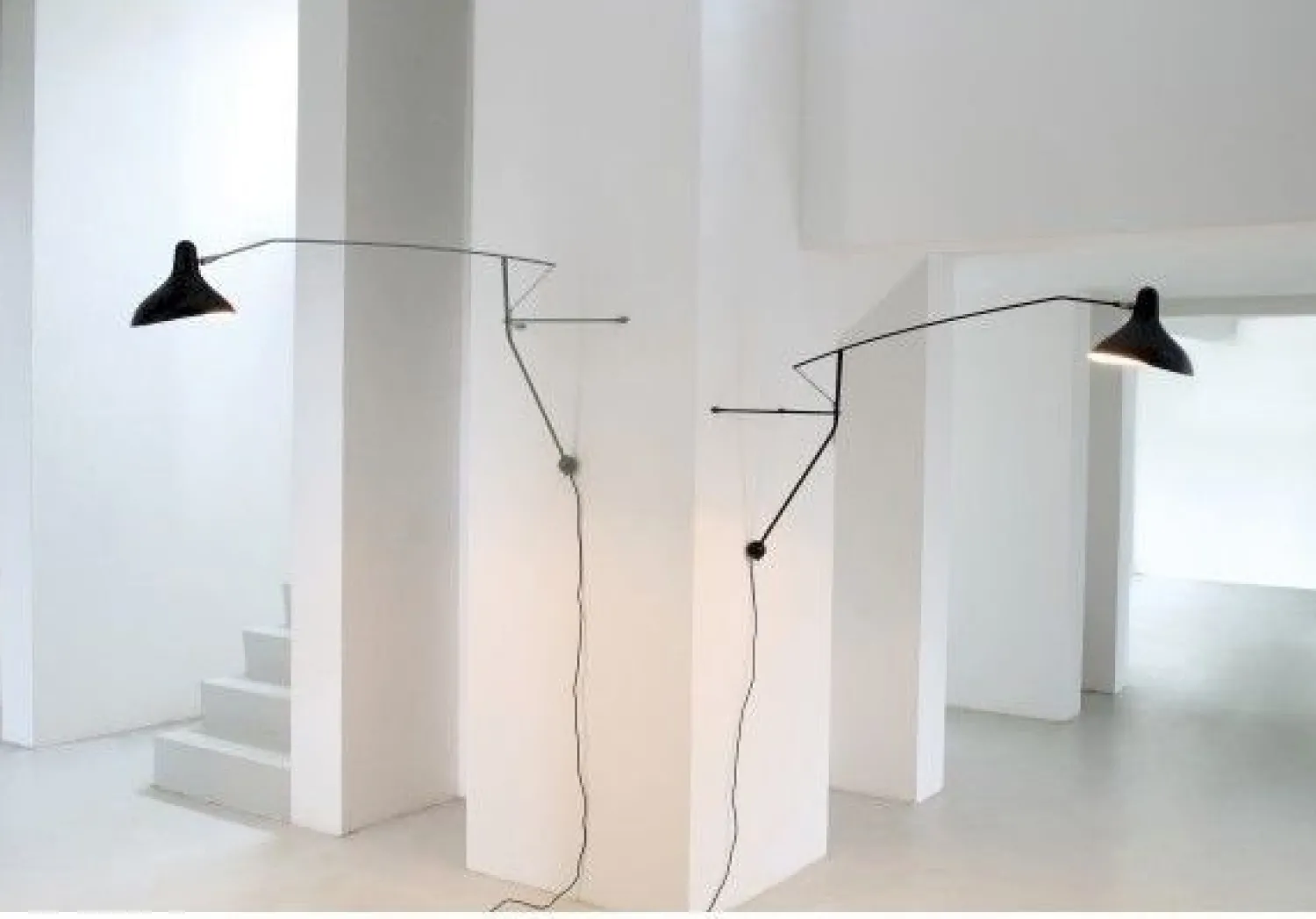 Design Wandlampen|Wandlampen-Eijerkamp Collectie Mantis Wandlamp Zwart