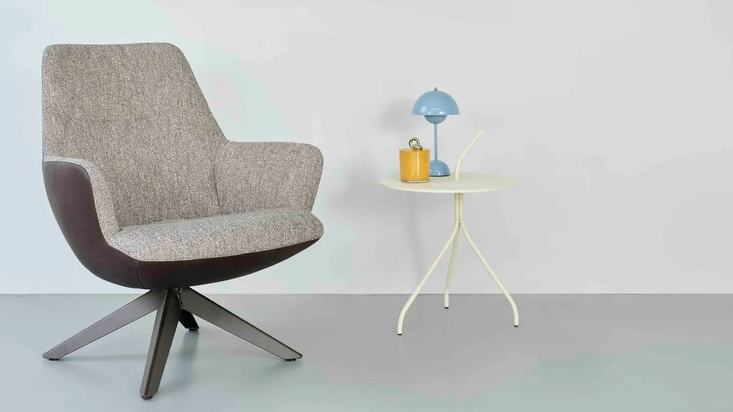 Design Fauteuils|Draaifauteuils-Bert Plantagie Maple Fauteuil Oranje