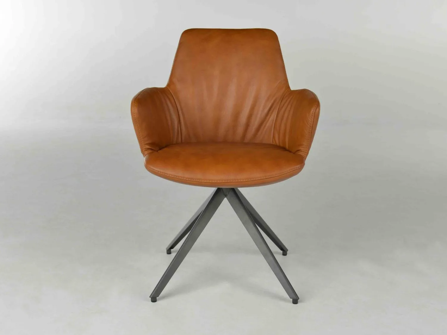 Design Stoelen|Draaibare Eetkamerstoelen-Bert Plantagie Maple Statief Armstoel Blauw
