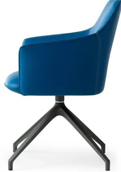 Design Stoelen|Eetkamerstoelen Met Armleuning-Leolux Mara Eetkamerstoel Blauw