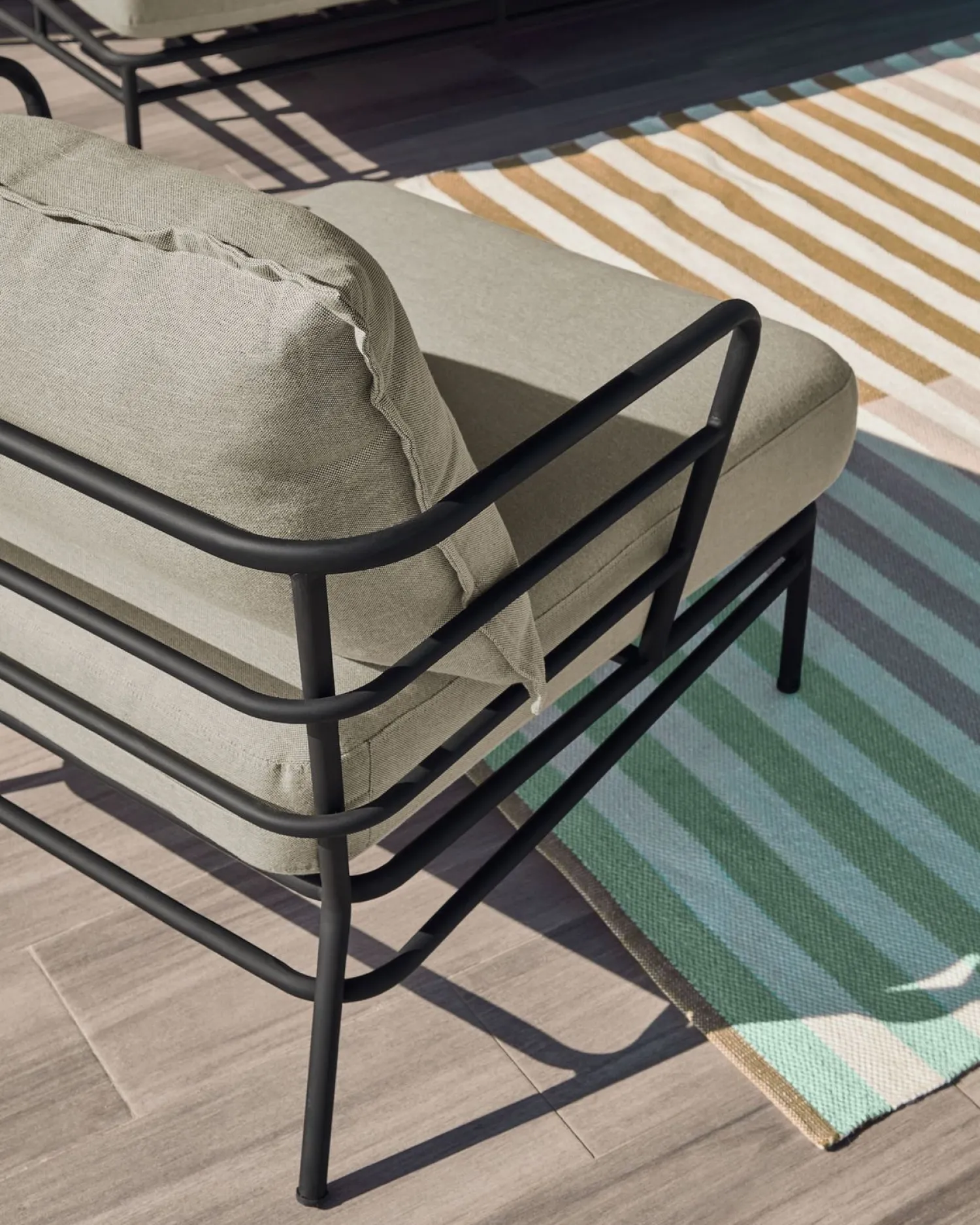 Tuinstoelen-Kave Home Mareluz Outdoor Fauteuil Zwart