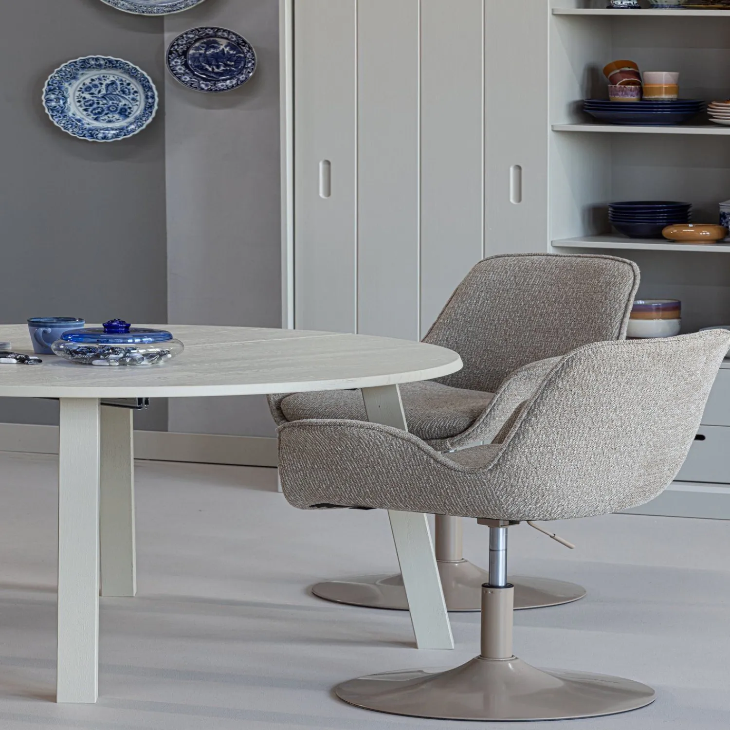 Eetkamerstoelen Met Armleuning-WOOOD Marten Eetkamerstoel Sand