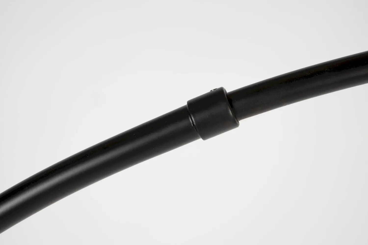 Moderne Vloerlampen|Vloerlampen-Zuiver Metal Bow Vloerlamp Black
