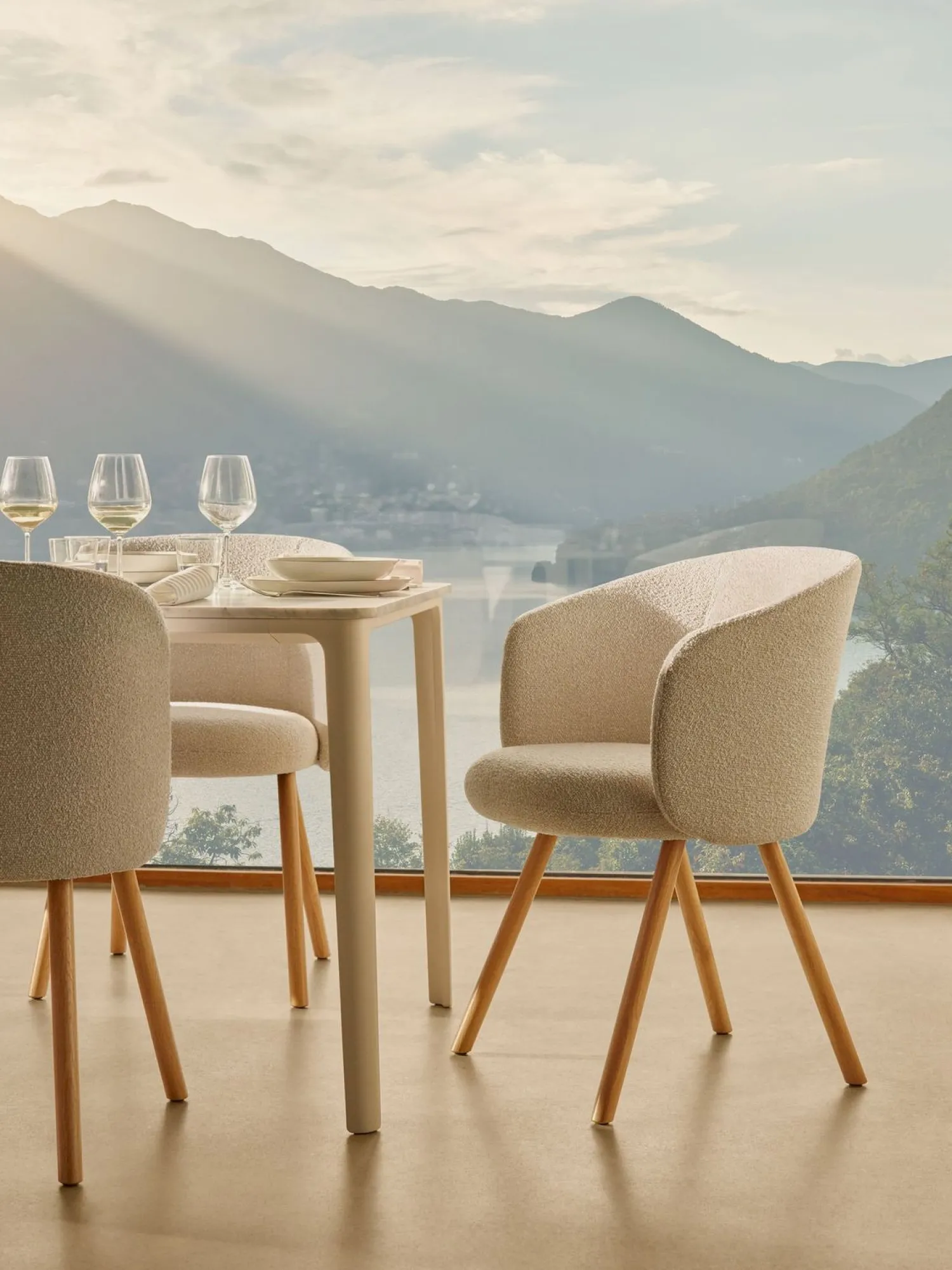 Design Stoelen|Eetkamerstoelen Met Armleuning-Vitra Mikado Eetkamerstoel Wit