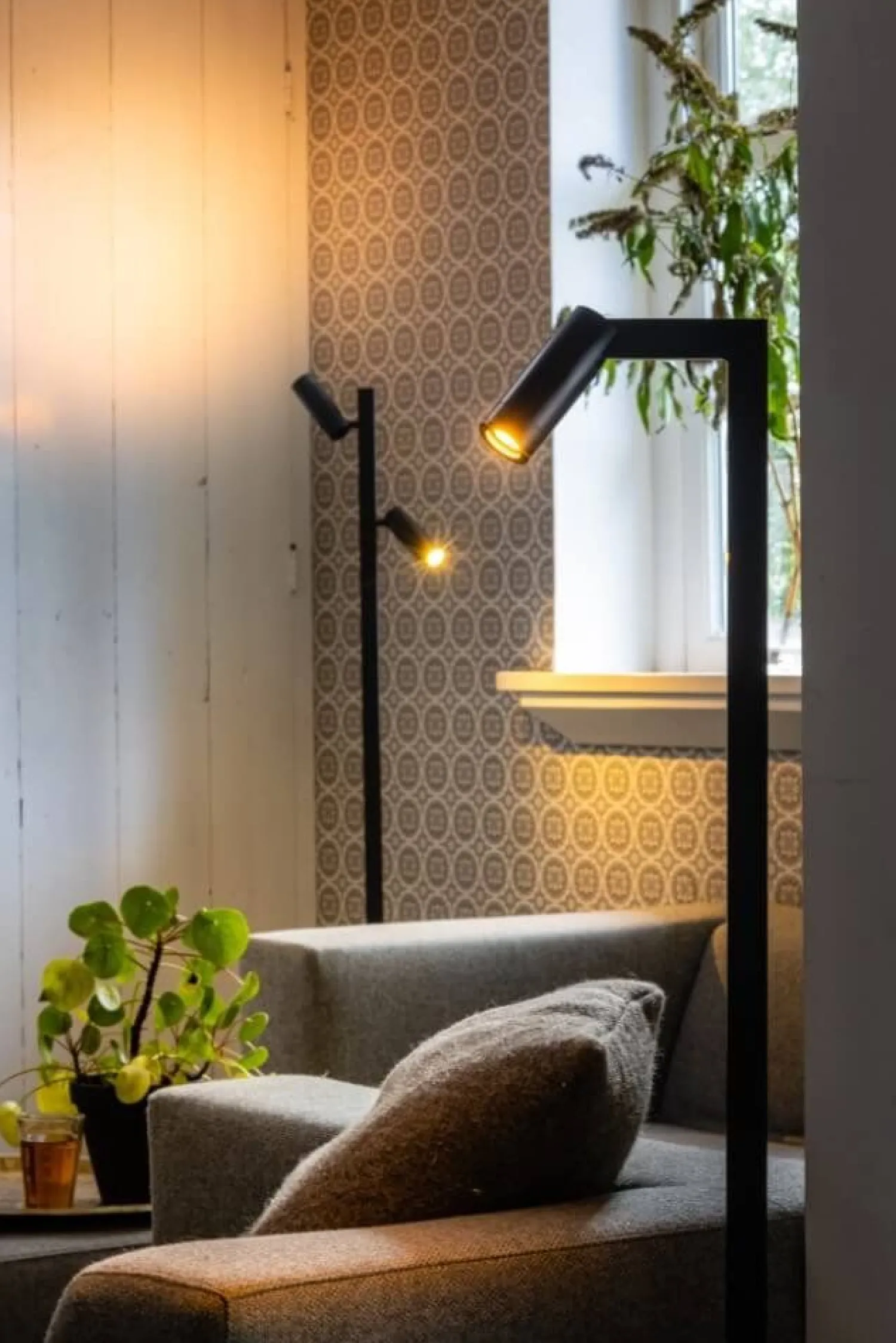 Industriële Vloerlampen|Vloerlampen-Eijerkamp Collectie Miller 1-lichts Vloerlamp Zwart
