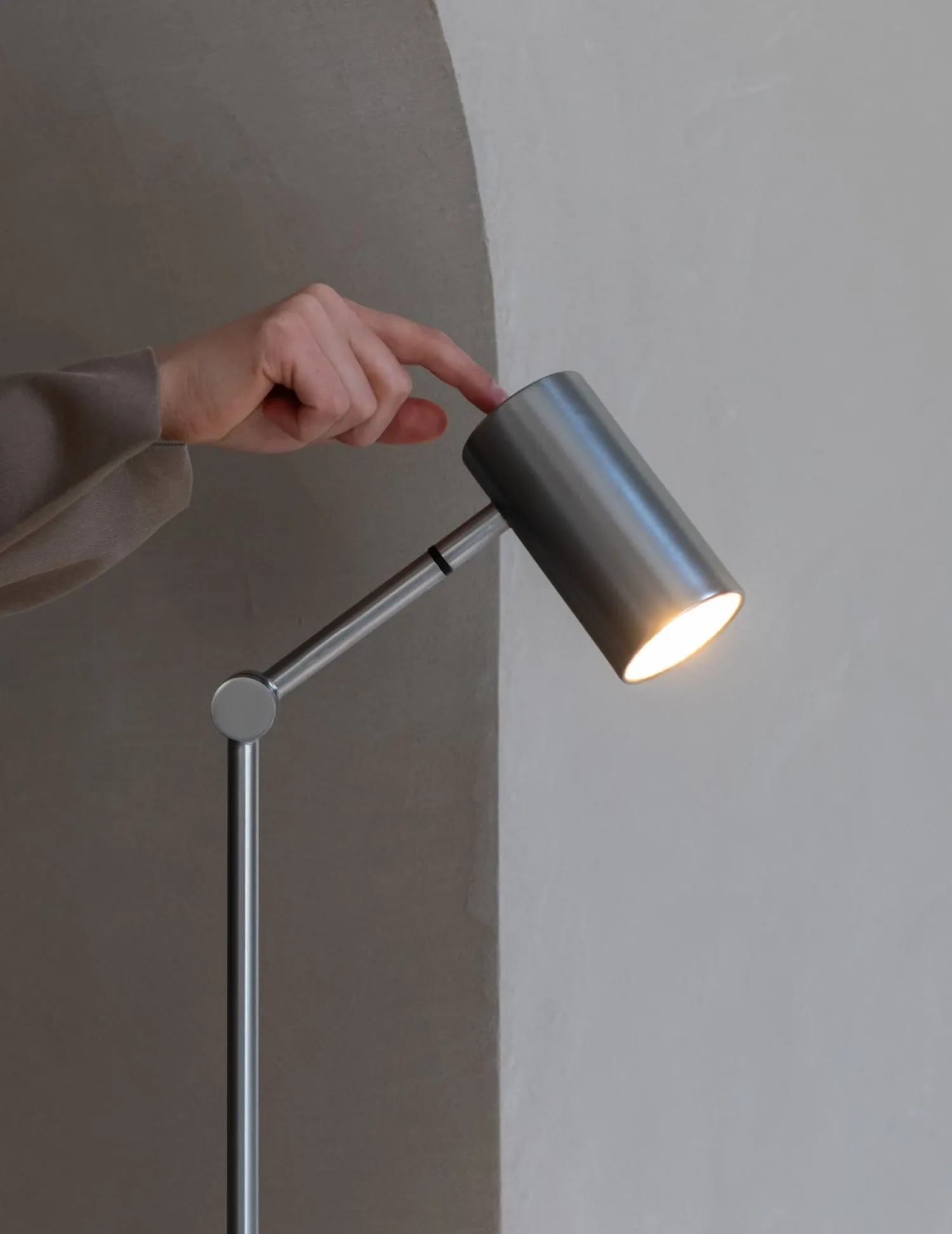 Moderne Vloerlampen|Vloerlampen-It's about RoMi Montreux Vloerlamp Nickel Finish