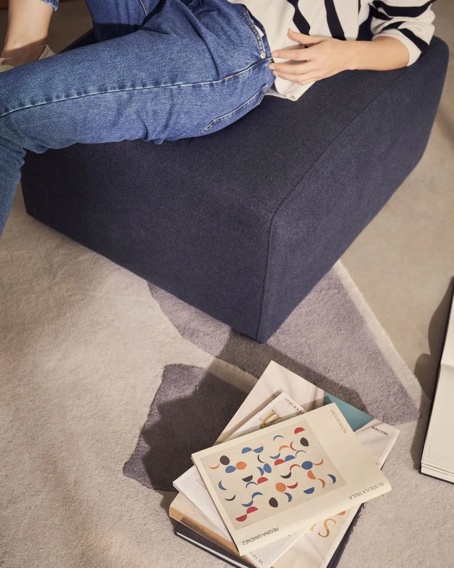 Hockers|Poefs-Kave Home Neom Hocker Blauw