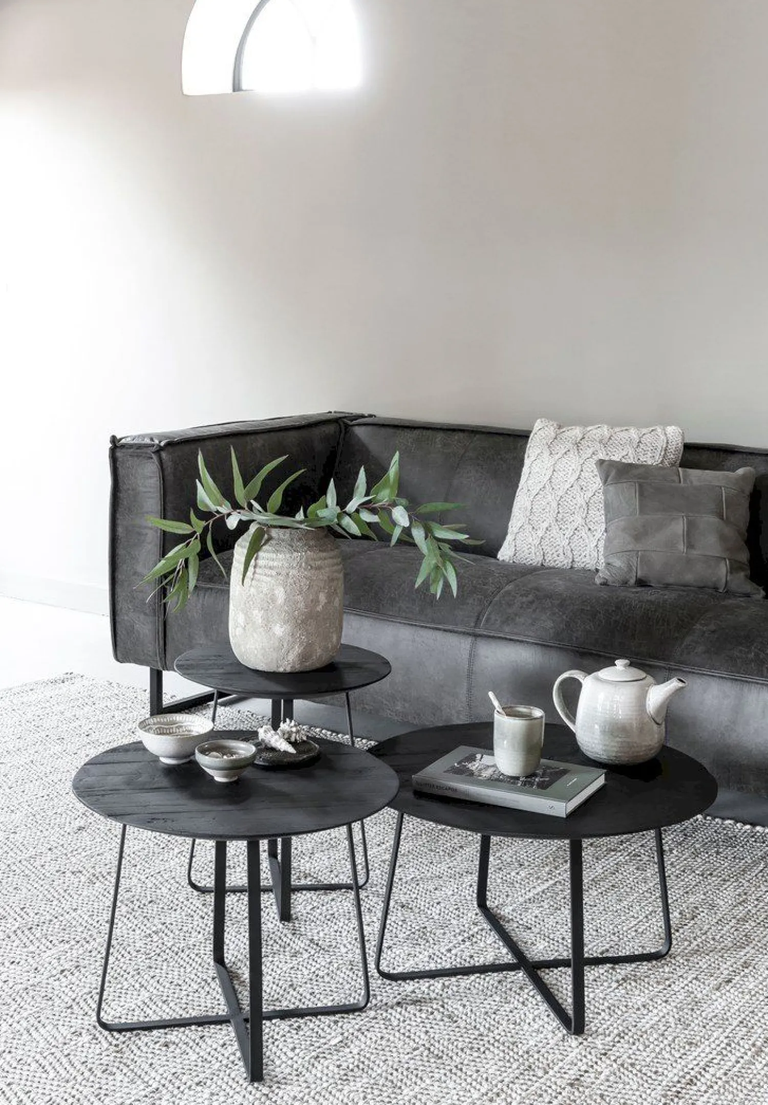 Houten Salontafels|Ronde Salontafels-DTP Home Neptunes M Salontafel Zwart