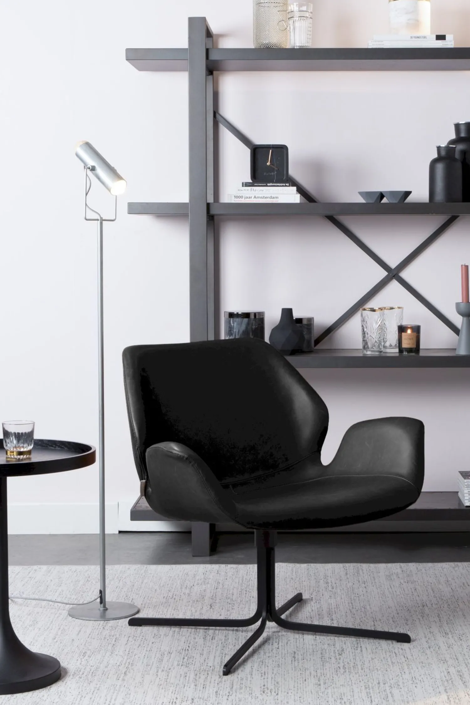 Draaifauteuils-Zuiver Nikki Fauteuil Black