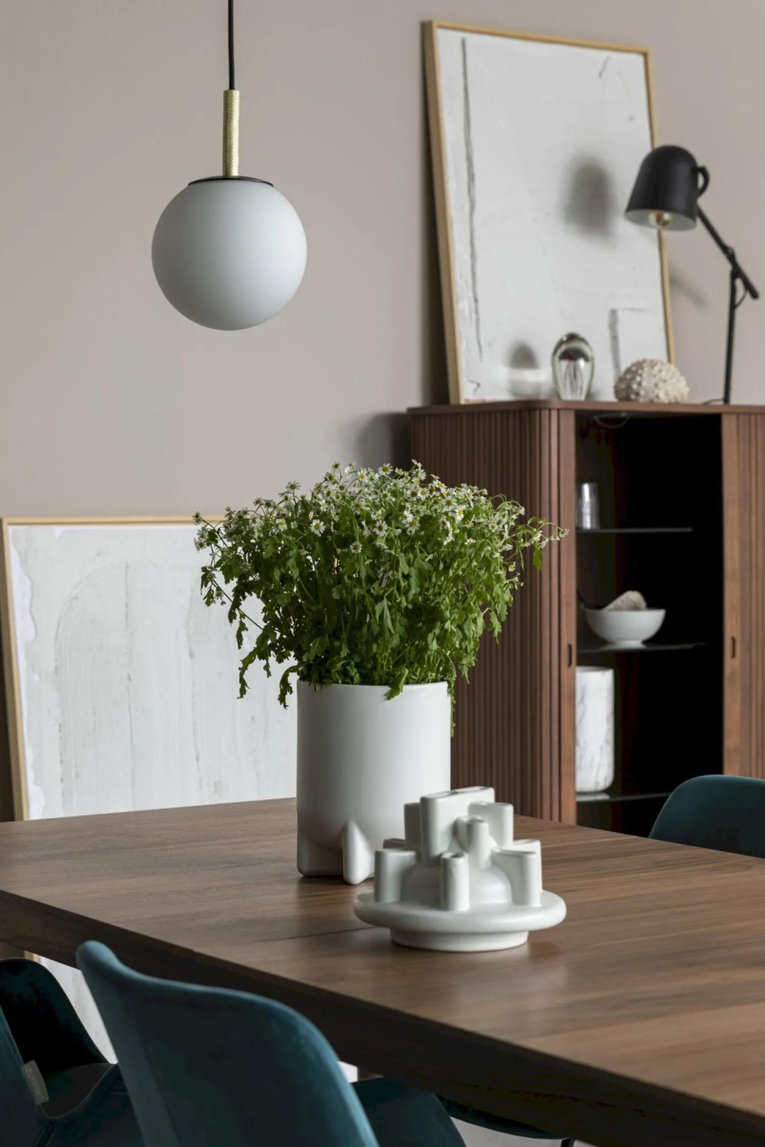 Moderne Hanglampen|Moderne Hanglampen-Zuiver Orion Hanglamp Opal, Brass, Black