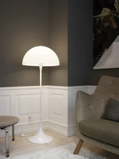 Design Vloerlampen|Vloerlampen-Louis Poulsen Panthella Vloerlamp White Opal