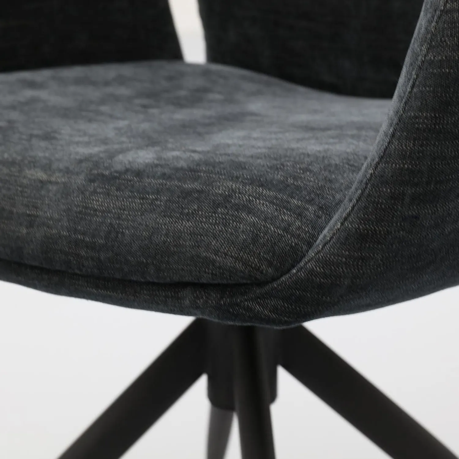 Draaibare Eetkamerstoelen|Eetkamerstoelen Met Armleuning-Trendhopper Pula Eetkamerstoel Black