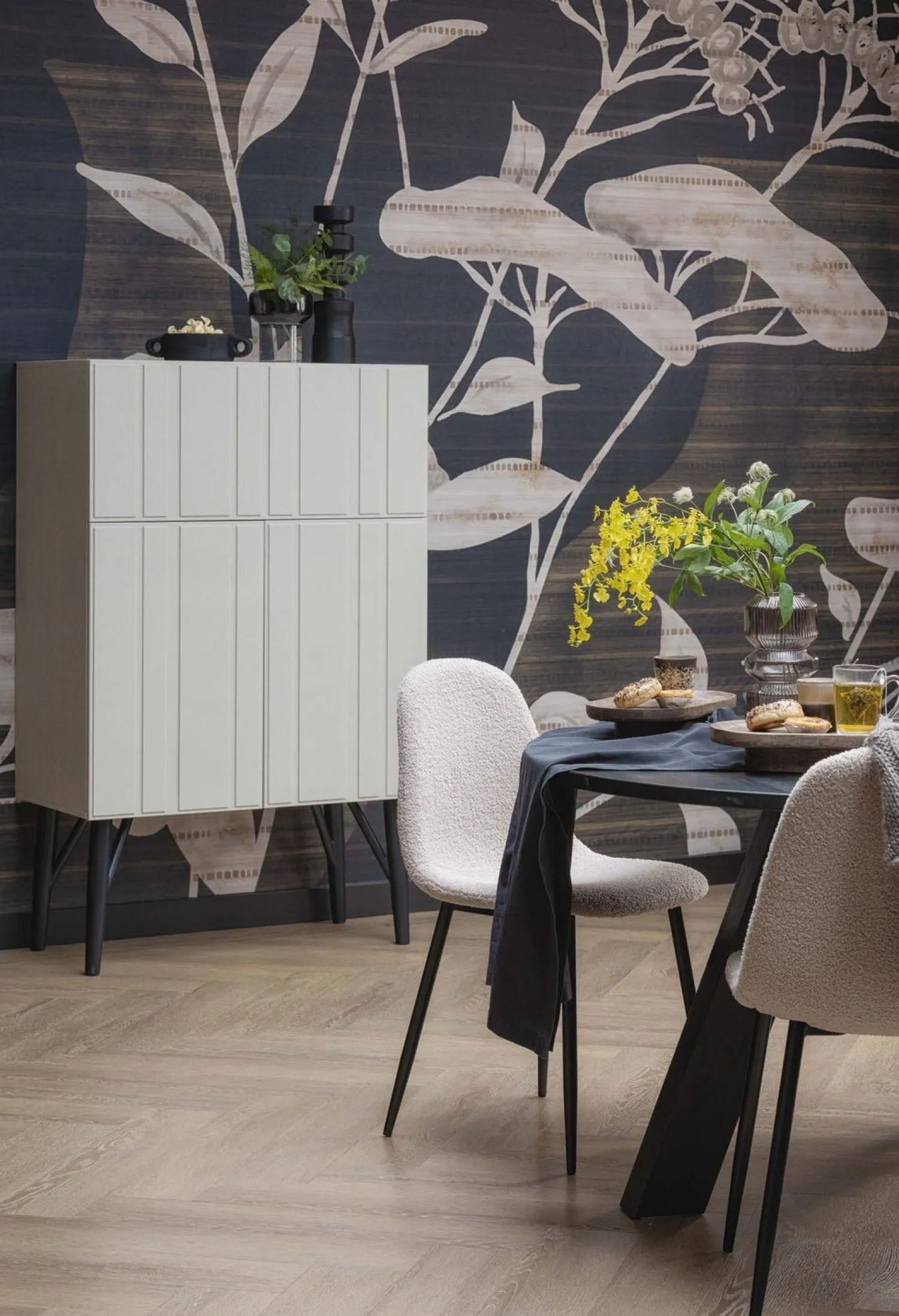 Houten Eettafels|Ronde Eettafels-WOOOD Rhonda Eettafel Blacknight