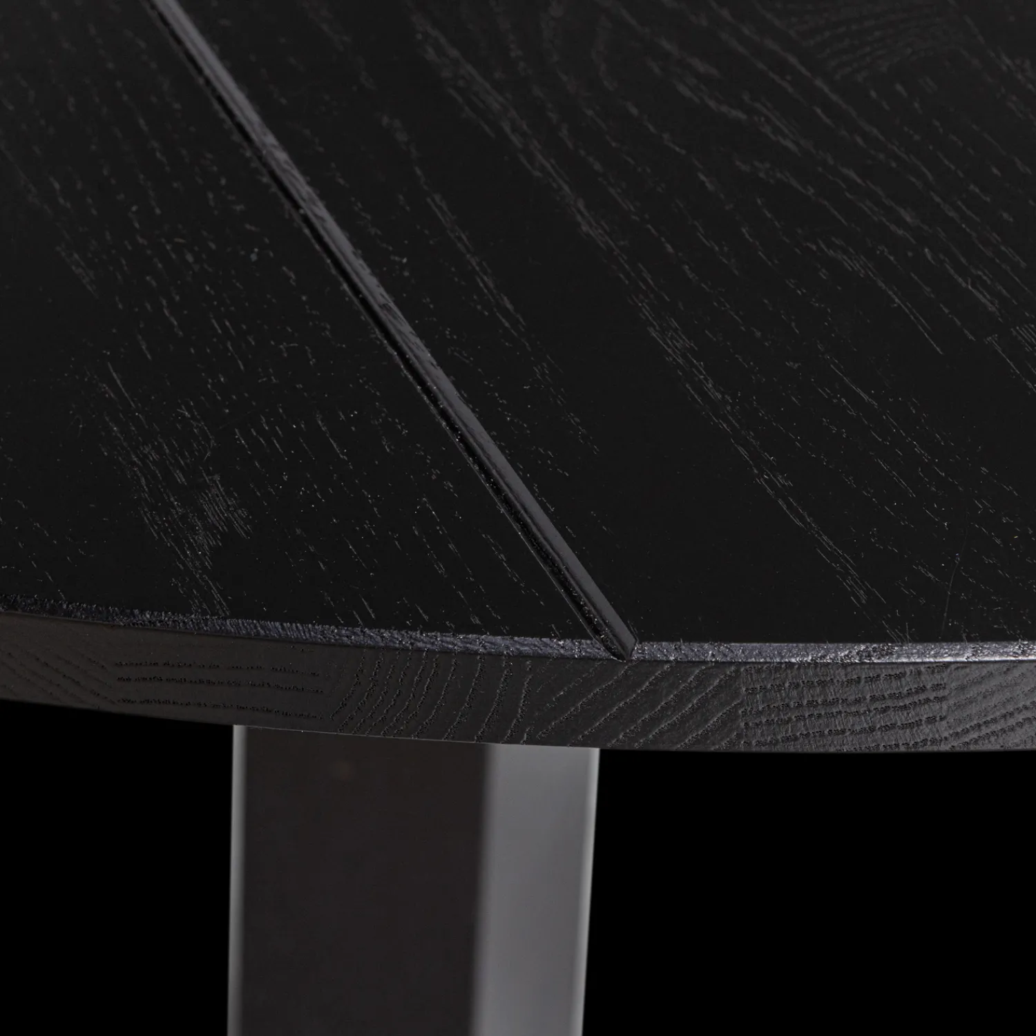 Houten Eettafels|Ronde Eettafels-WOOOD Rhonda Eettafel Blacknight