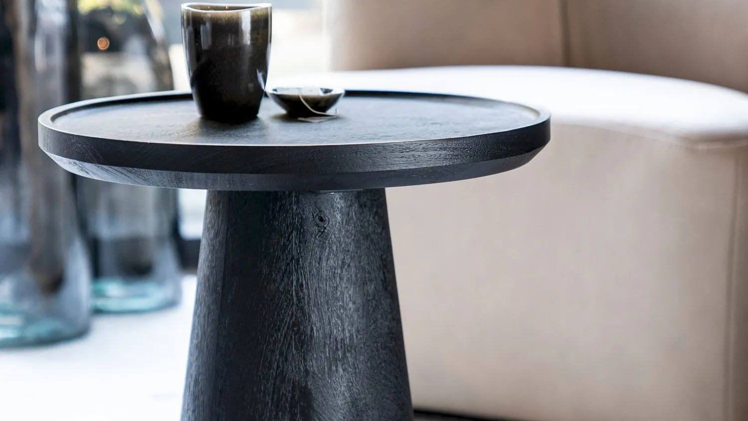 Houten Bijzettafels|Ronde Bijzettafels-Eleonora Ron Bijzettafel Zwart