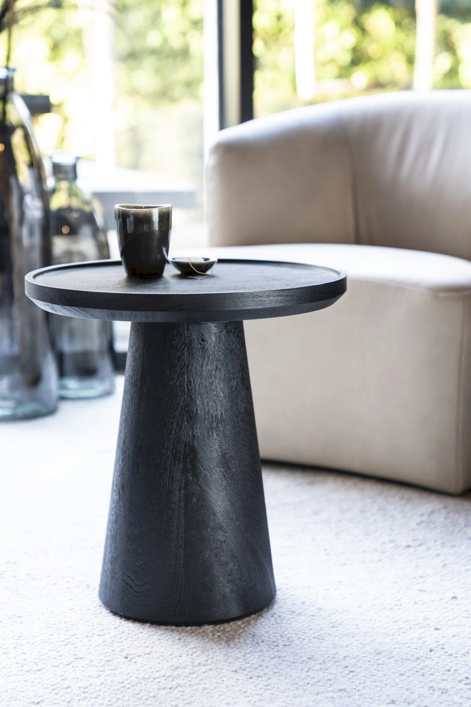 Houten Bijzettafels|Ronde Bijzettafels-Eleonora Ron Bijzettafel Zwart