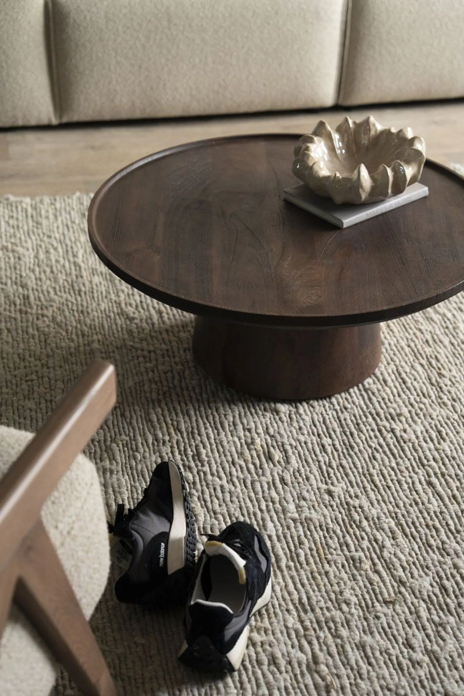 Houten Salontafels|Ronde Salontafels-Eleonora Ron M Salontafel Bruin