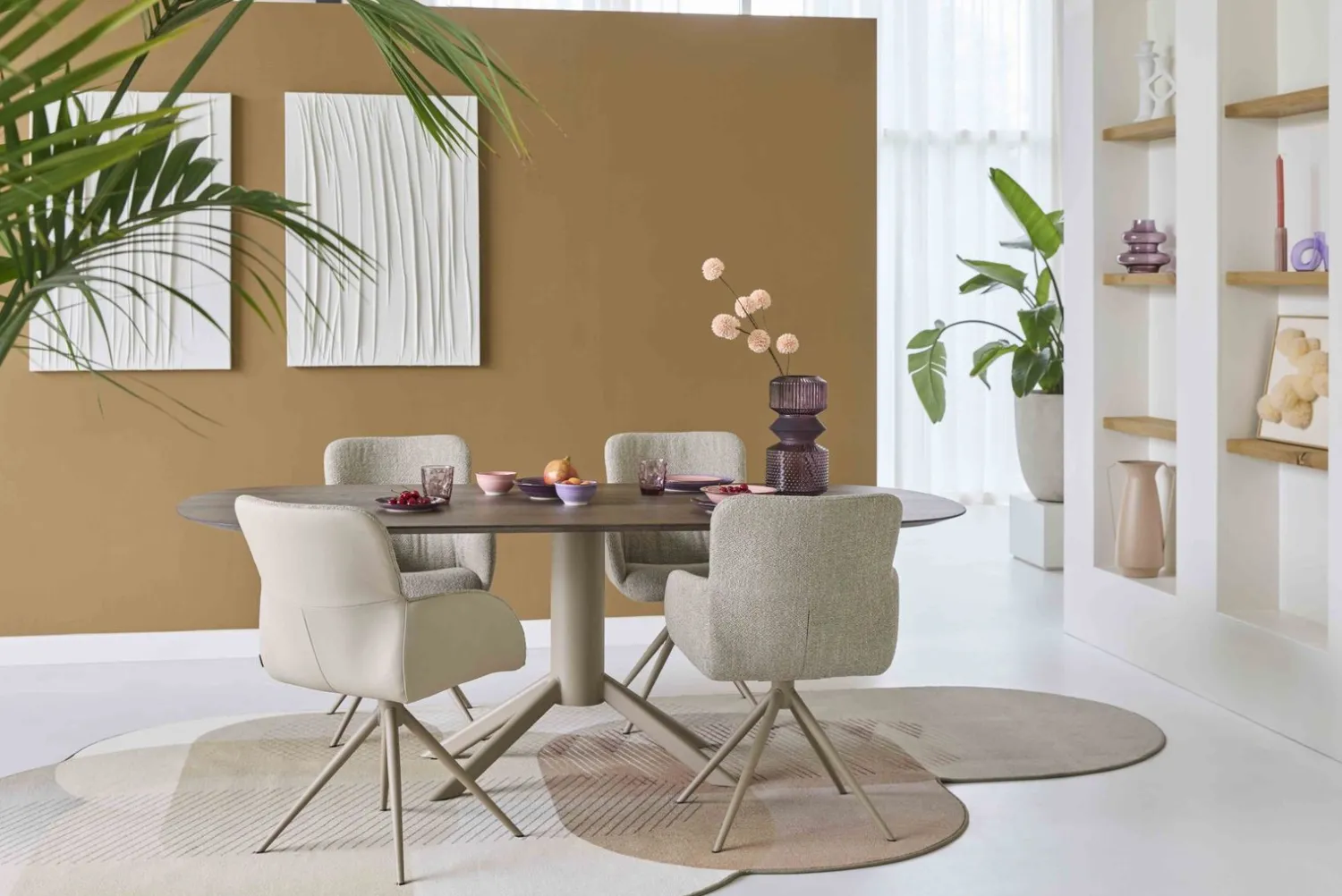 Eetkamerstoelen Met Armleuning-Bert Plantagie Ruby Eetkamerstoel Groen