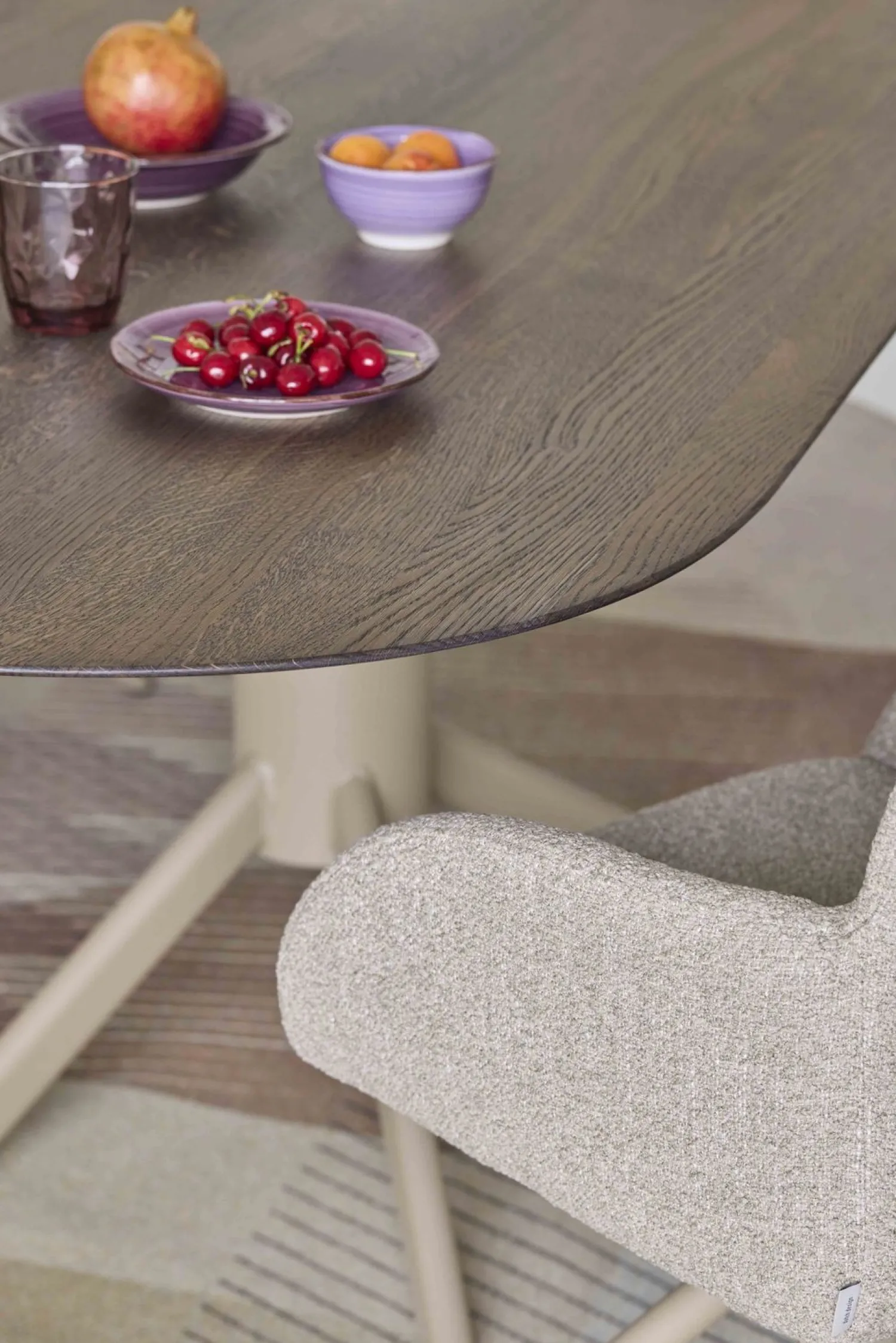 Eetkamerstoelen Met Armleuning-Bert Plantagie Ruby Eetkamerstoel Groen