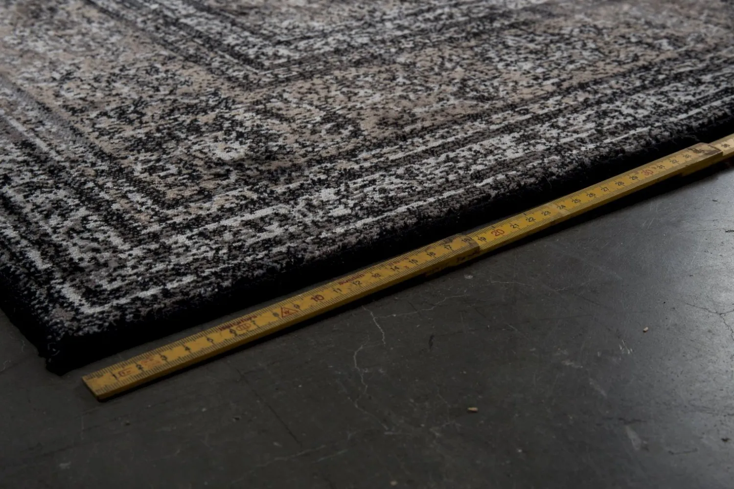 Vloerkleden-Dutchbone Rugged Vloerkleed DARK