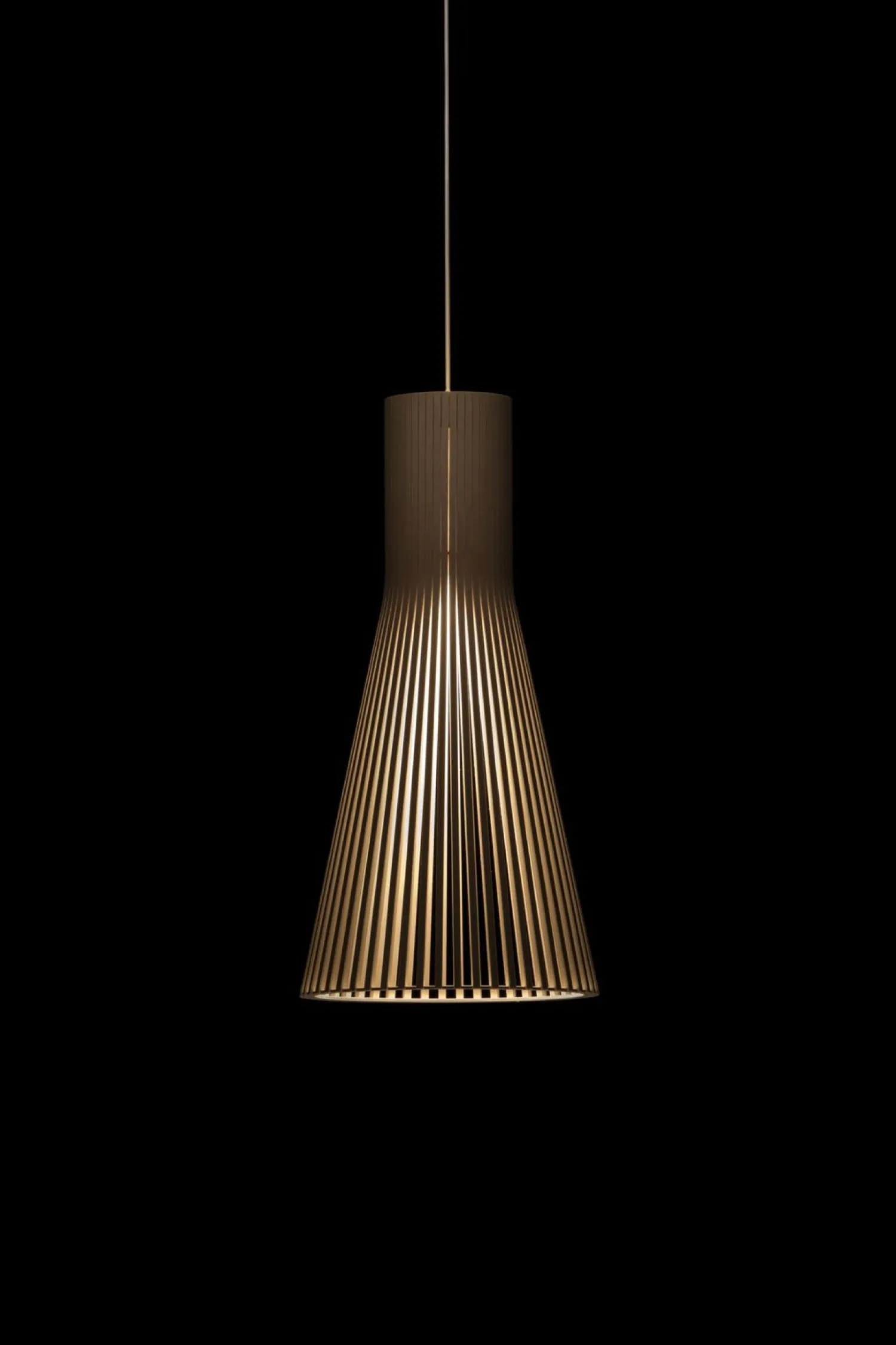 Design Hanglampen|Design Hanglampen-Secto Design Secto 4200 Hanglamp Walnut