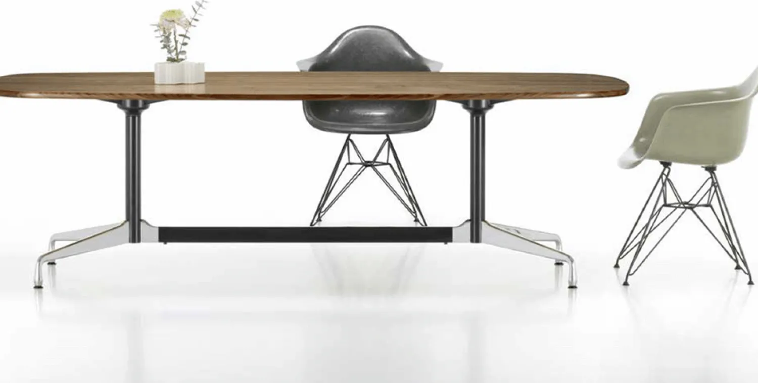 Houten Eettafels-Vitra Segmented Eettafel Bruin
