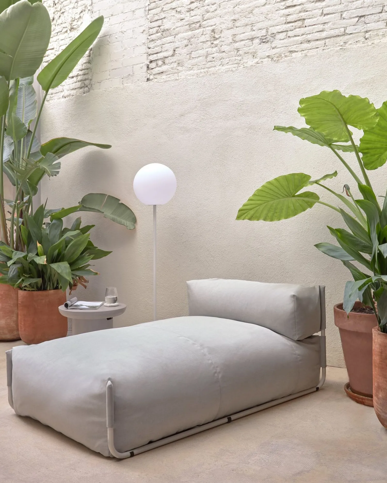 Tuinstoelen-Kave Home Square Outdoor Chaise Longue Grijs