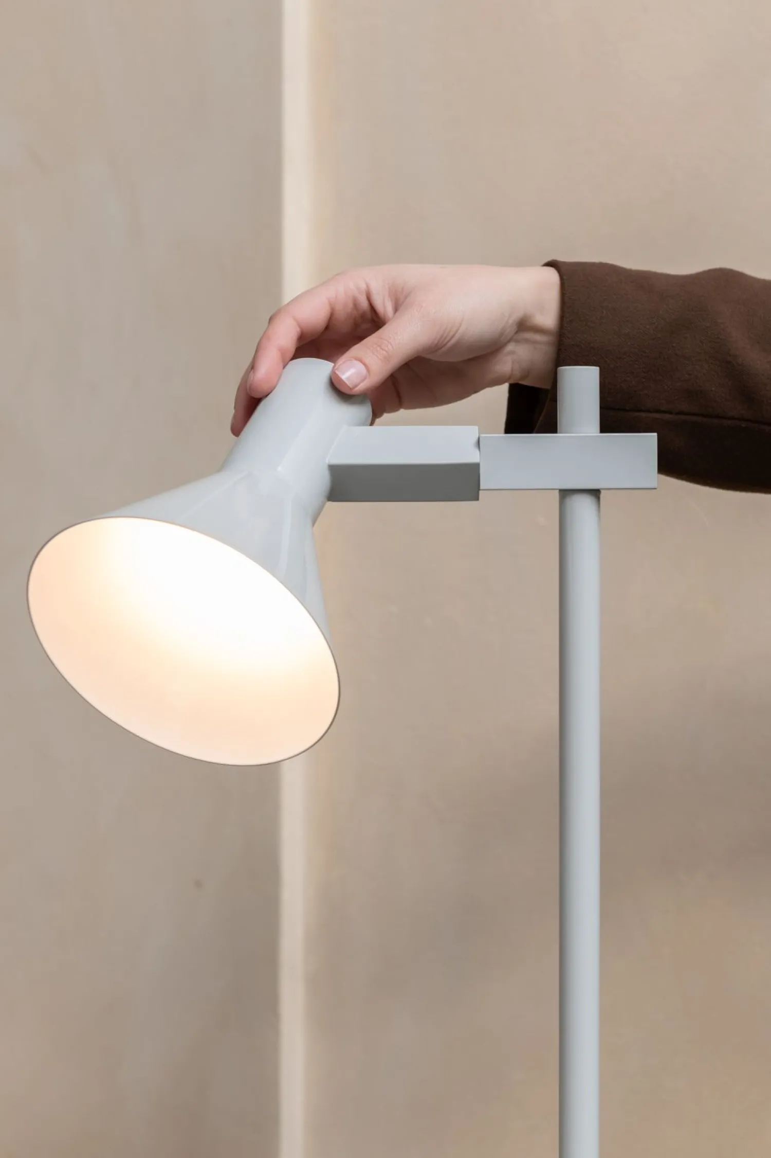 Moderne Vloerlampen|Vloerlampen-It's about RoMi Stavanger Vloerlamp Light Grey