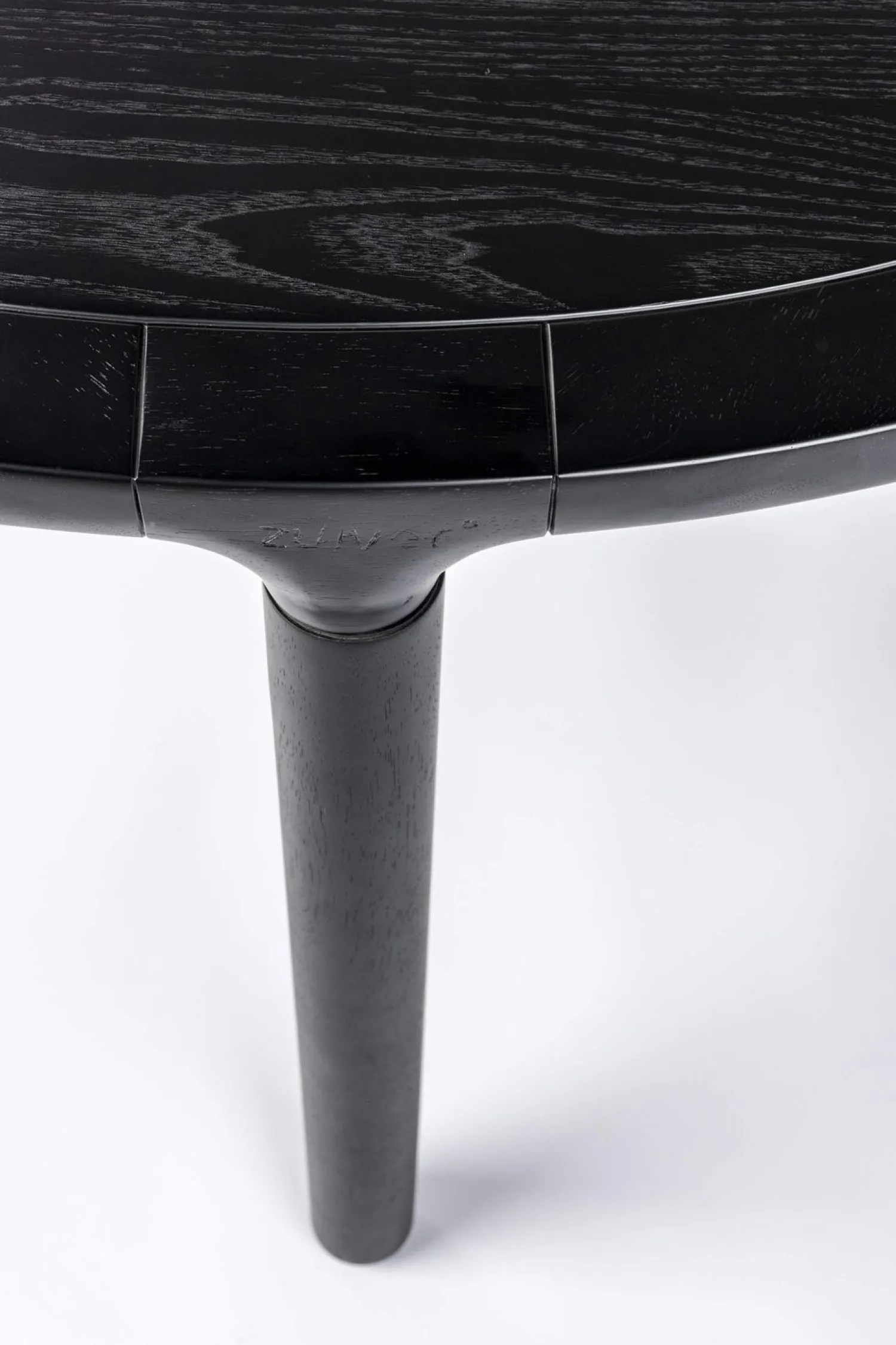 Ronde Eettafels-Zuiver Storm Rond Eettafel Zwart