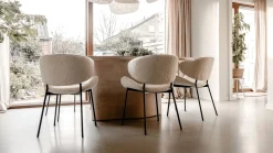 Eetkamerstoelen Met Armleuning-Eleonora Tess Eetkamerstoel Beige