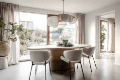Eetkamerstoelen Met Armleuning-Eleonora Tess Eetkamerstoel Beige
