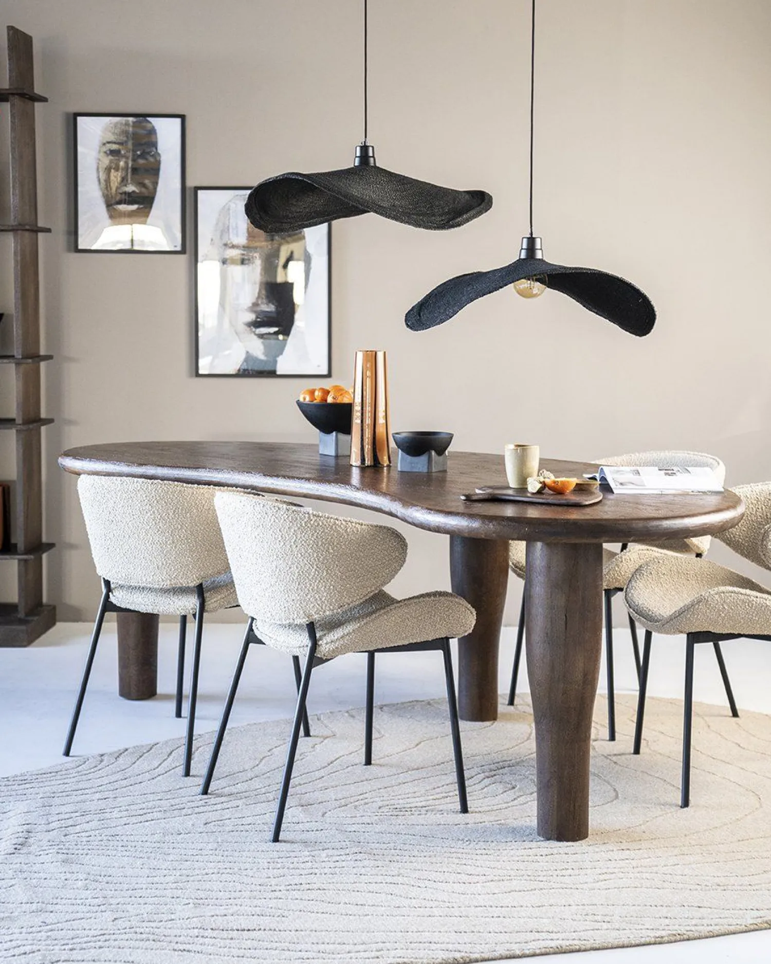 Eetkamerstoelen Met Armleuning-Eleonora Tess Eetkamerstoel Zand