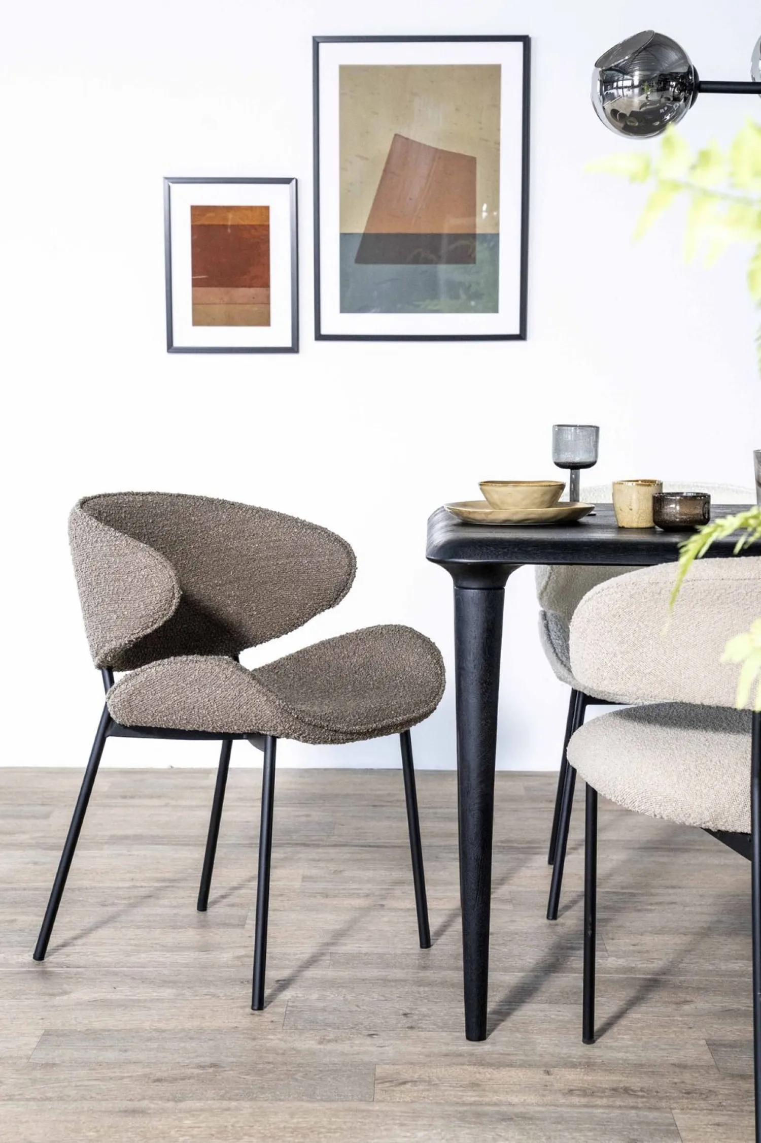 Eetkamerstoelen Met Armleuning-Eleonora Tess Eetkamerstoel Bruin