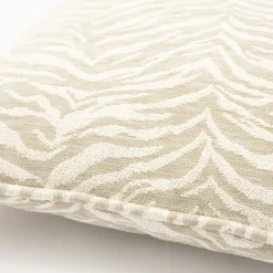 Poefjes & Krukjes|Sierkussens & Plaids-By Boo Tigra Kussen Beige