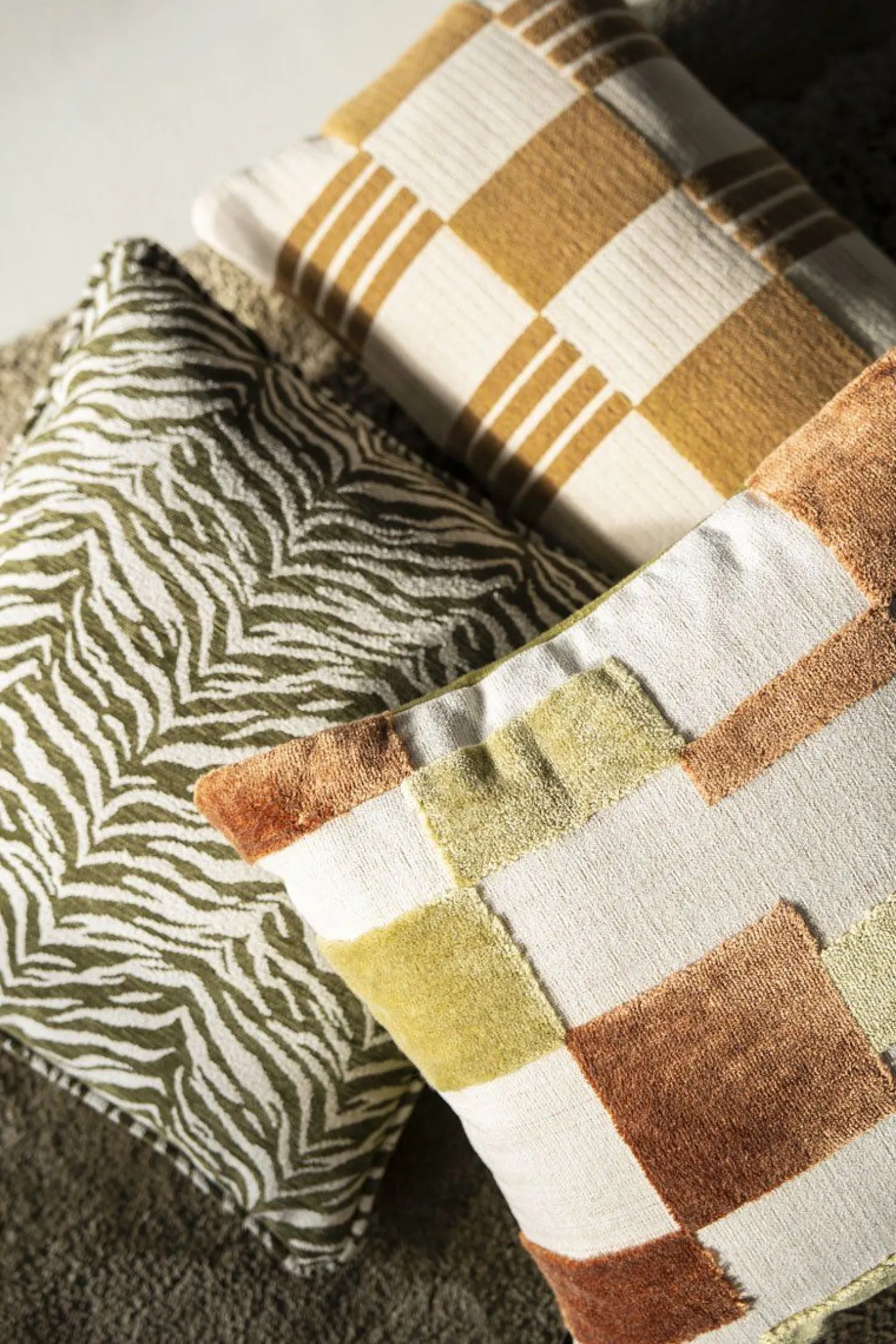 Poefjes & Krukjes|Sierkussens & Plaids-By Boo Tigra Kussen Groen