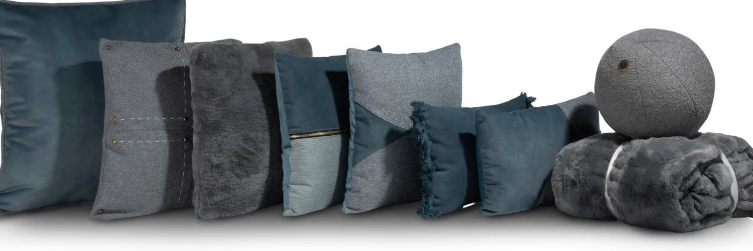 Sierkussens & Plaids-COCO maison Timeless Sierkussen Blauw