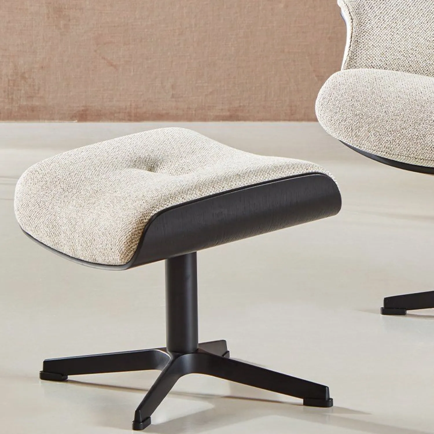 Draaifauteuils|Relaxfauteuils-Eijerkamp Collectie Time-Out Beige Relaxfauteuil + Hocker Beige, Black