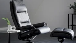 Leren Fauteuils|Draaifauteuils-Stressless Tokyo High Relaxfauteuil + Hocker Black