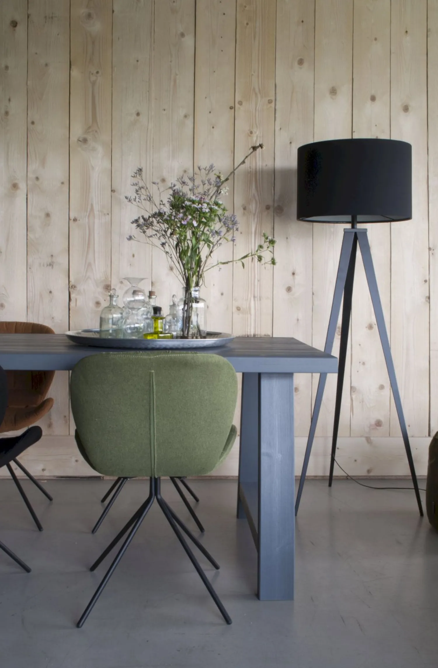Moderne Vloerlampen|Vloerlampen-Zuiver Tripod Vloerlamp Black