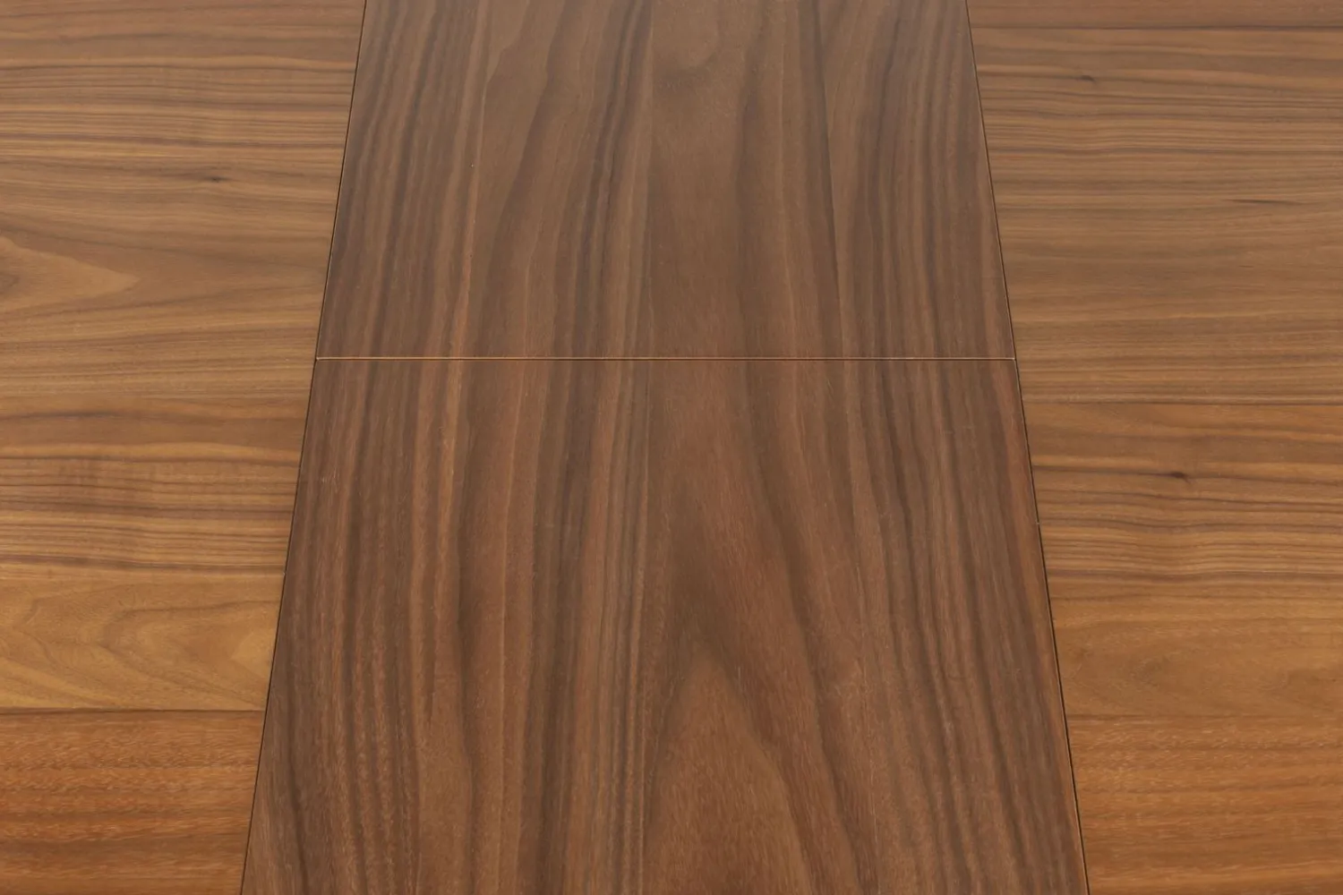 Houten Eettafels-Zuiver Twist Rond Eettafel Bruin