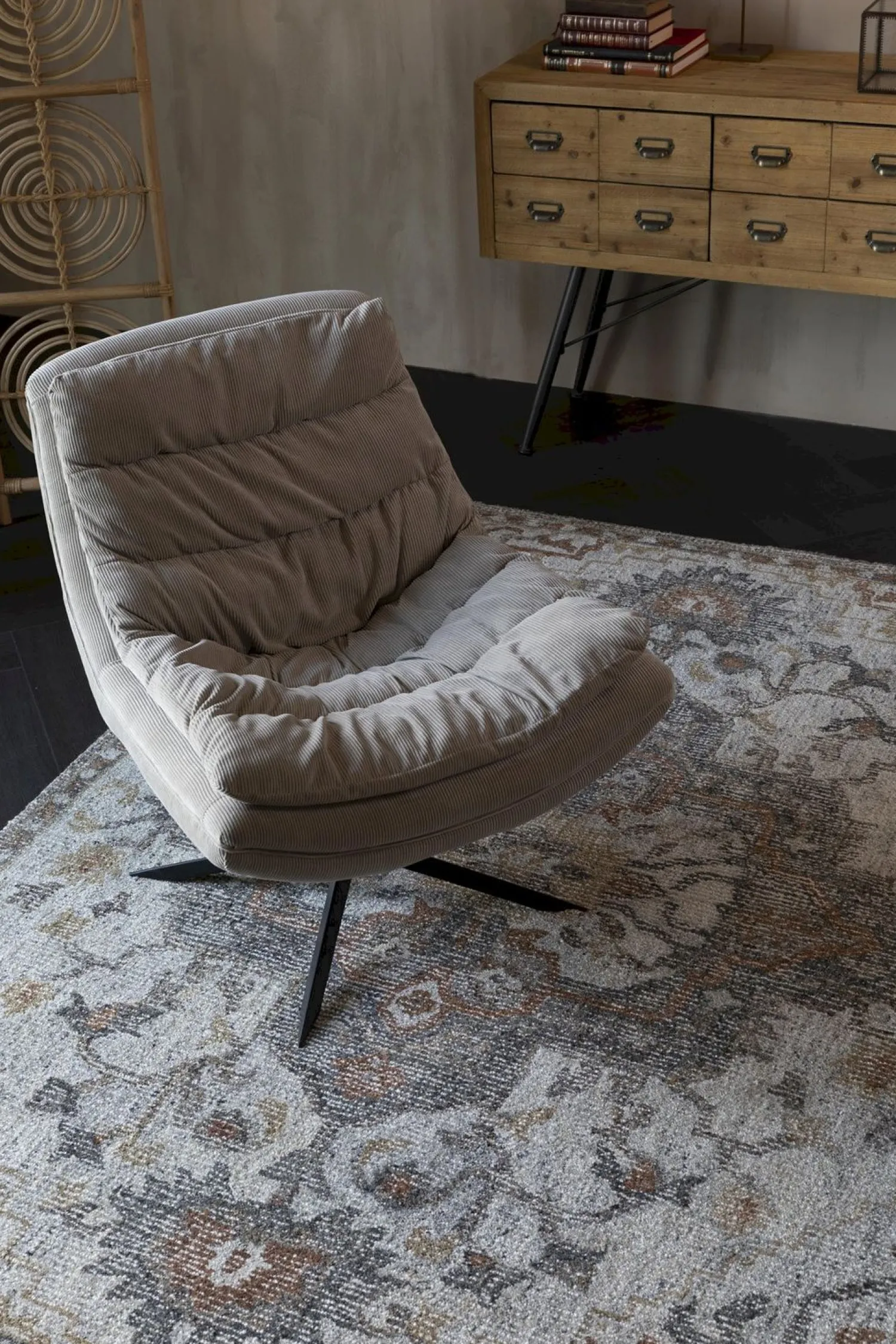 Draaifauteuils-Dutchbone Vince Fauteuil Beige