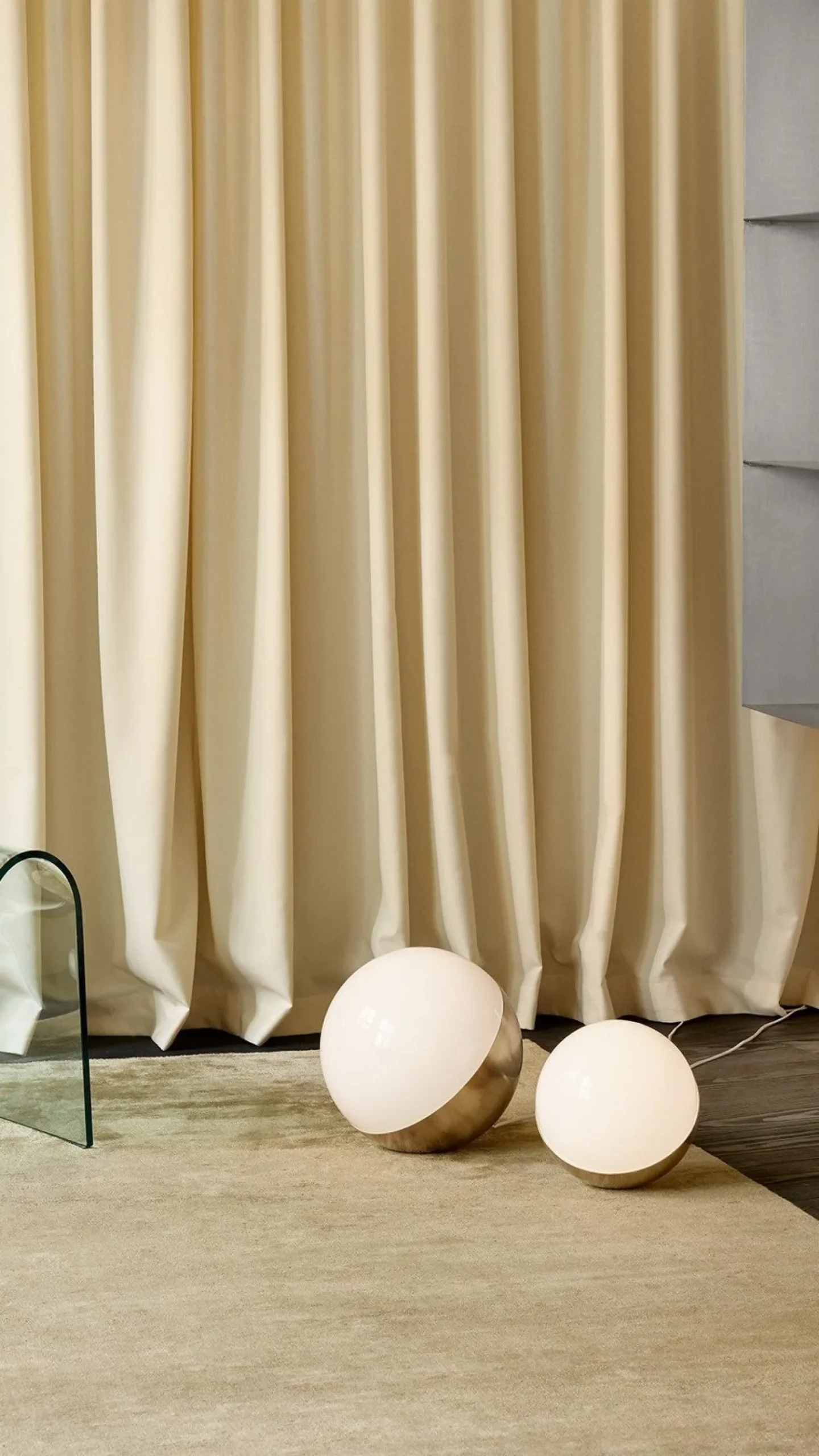 Design Tafellampen|Tafellampen-Louis Poulsen VL Studio Tafellamp Messing