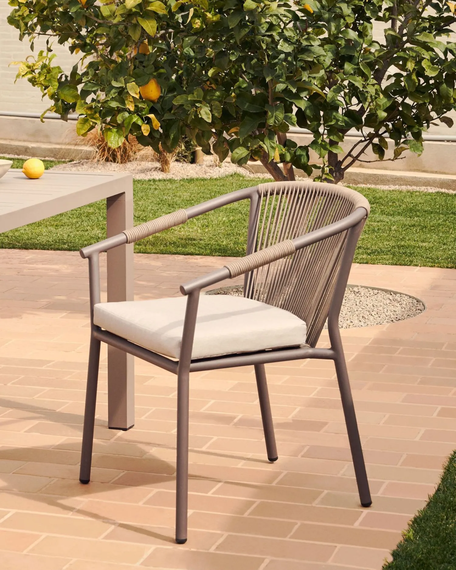 Tuinstoelen|Eetkamerstoelen Met Armleuning-Kave Home Xelida Tuinstoel Bruin, Beige