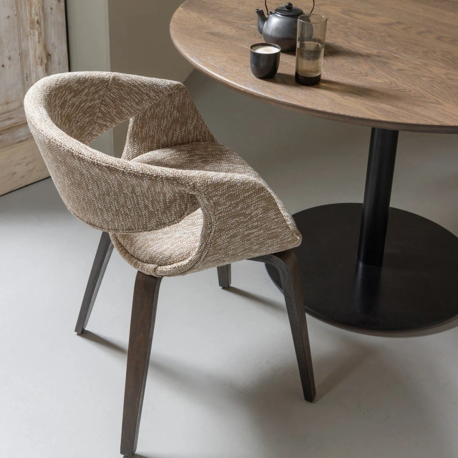 Eetkamerstoelen Met Armleuning-WOOOD Yossi Bruin Hout Eetkamerstoel Sand
