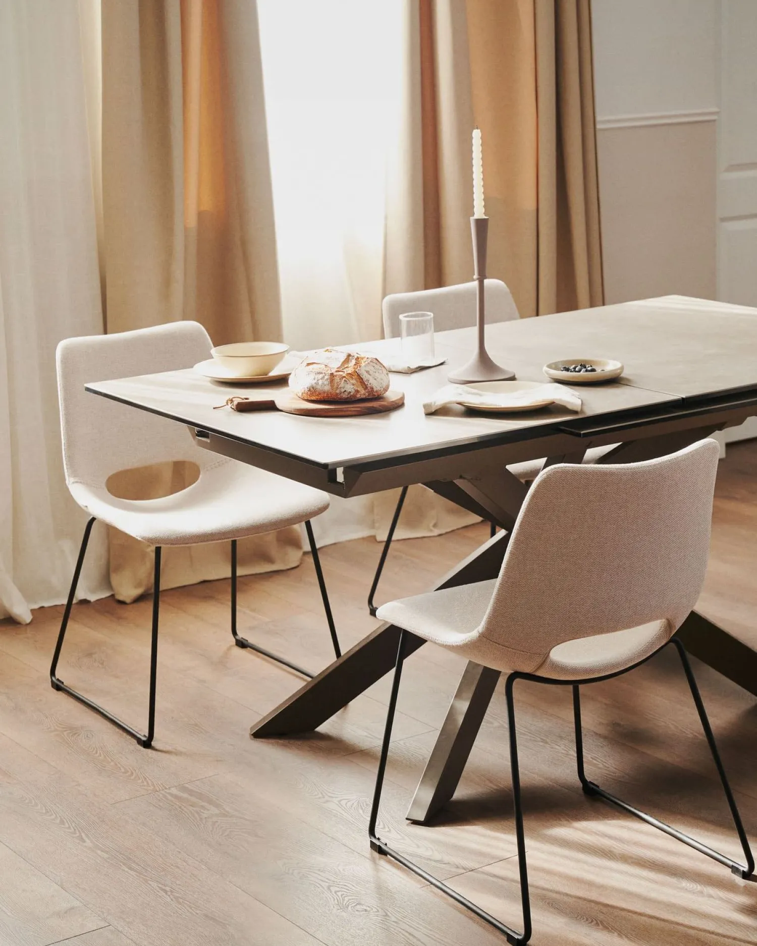 Eetkamerstoelen Zonder Armleuning-Kave Home Zahara Eetkamerstoel Beige