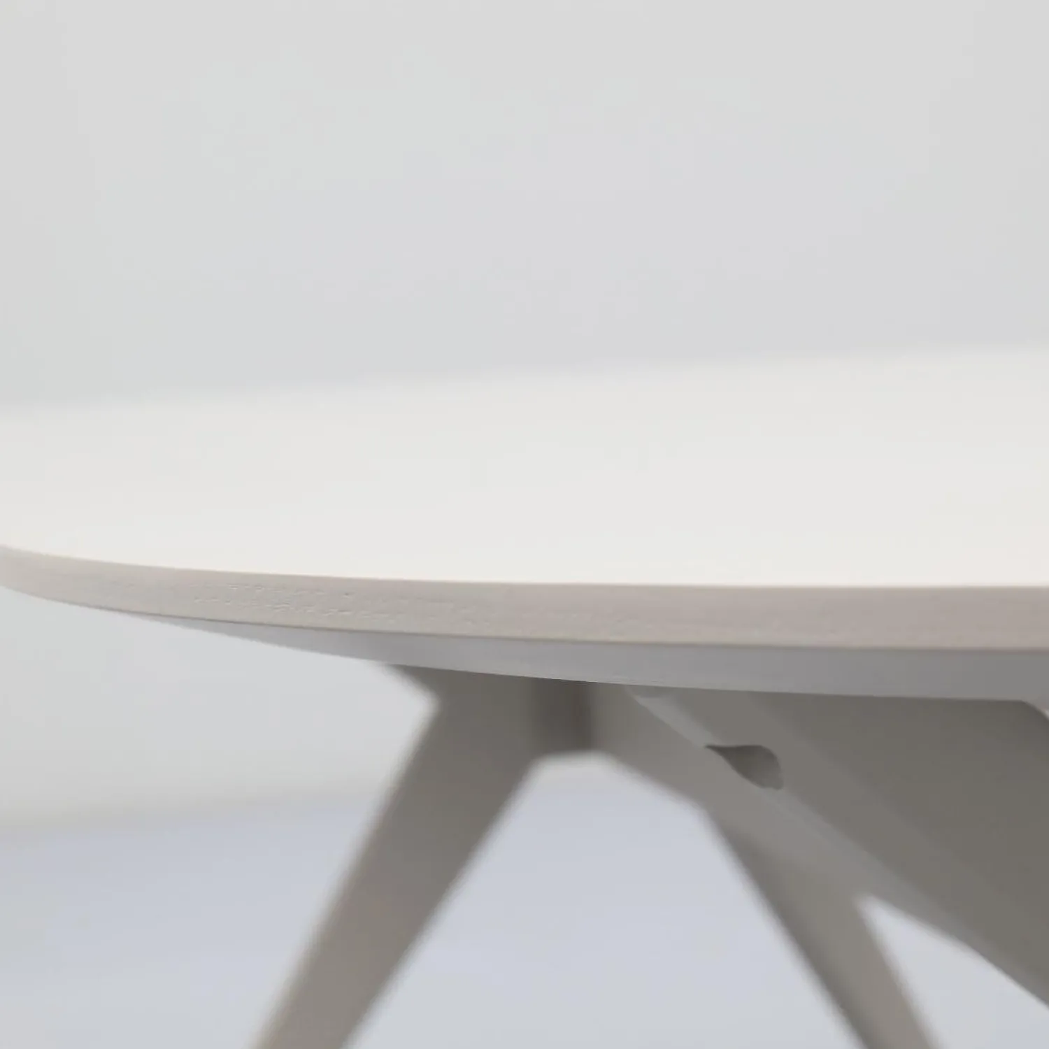 Ovale Eettafels-Trendhopper Zeme Eettafel Off White